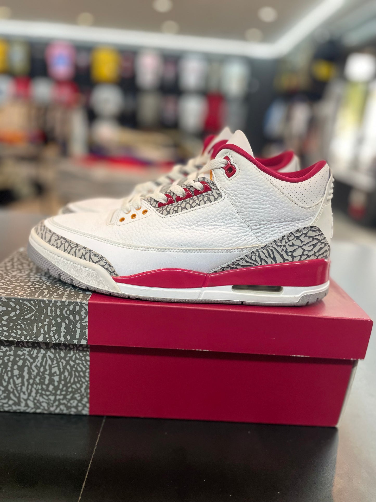 Air Jordan Retro 3 “Cardinal” *Size 10.5 Preowned*