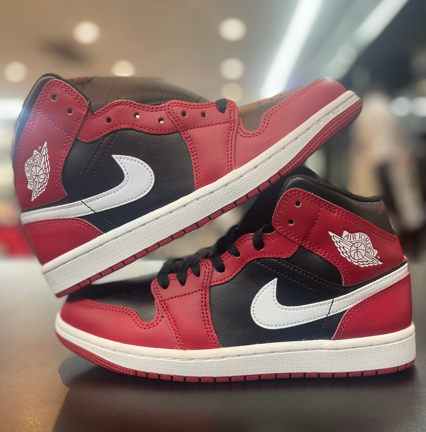 Air Jordan 1 Mid “Gym Red Black White”