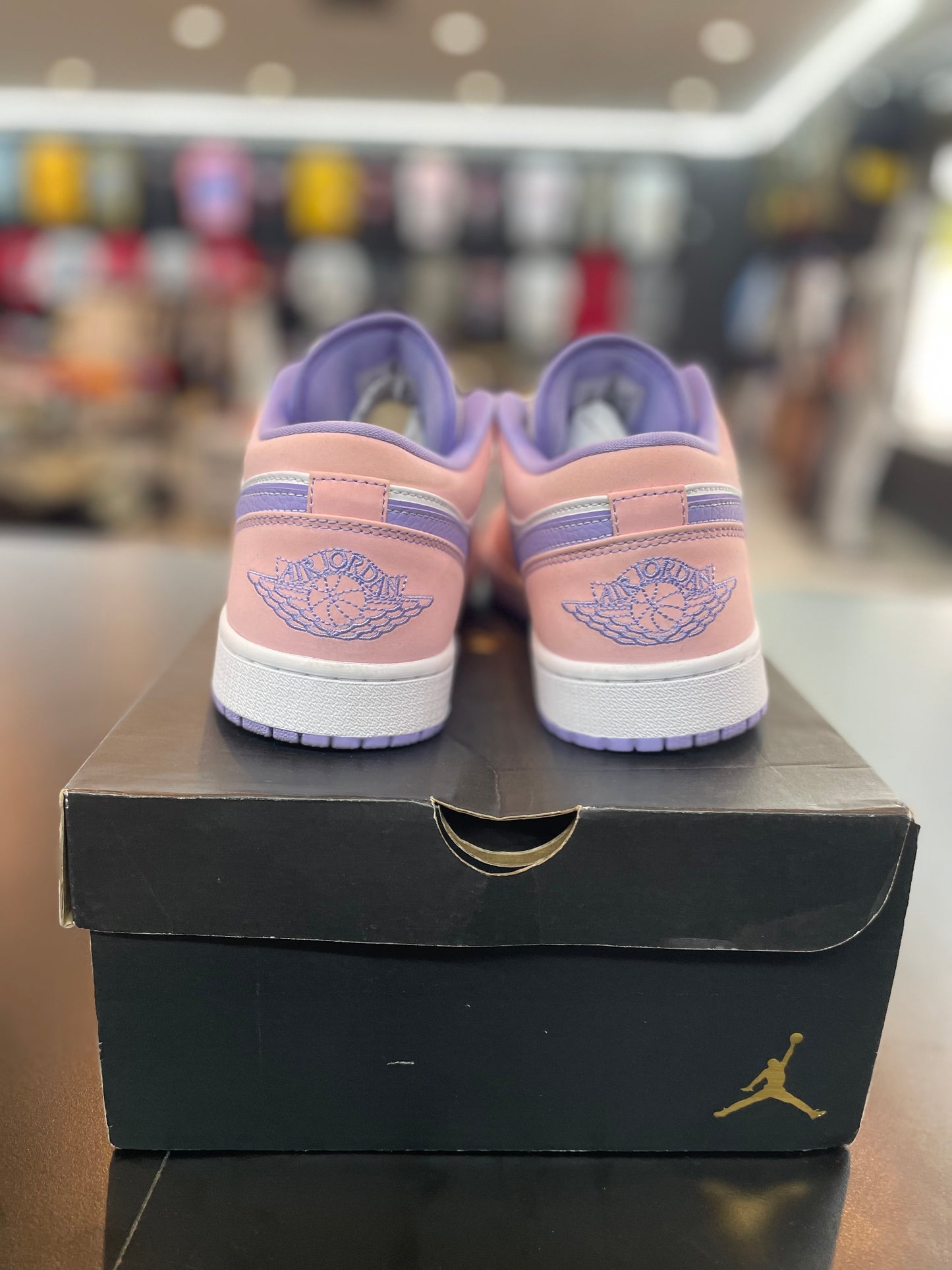 Air Jordan 1 Low “Arctic Punch” *Size 11 Preowned*