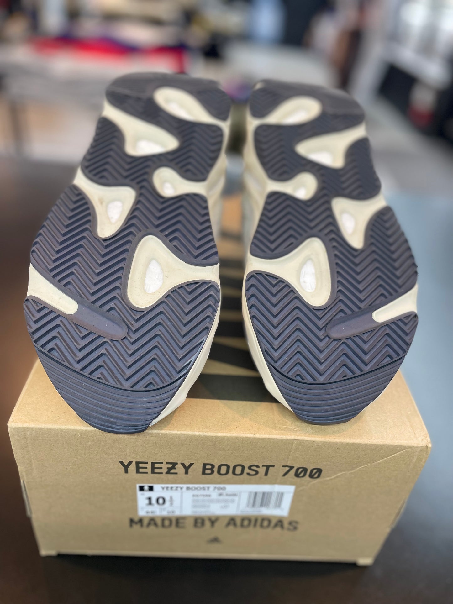 adidas Yeezy Boost 700 “Analog” *Size 10.5 Preowned*