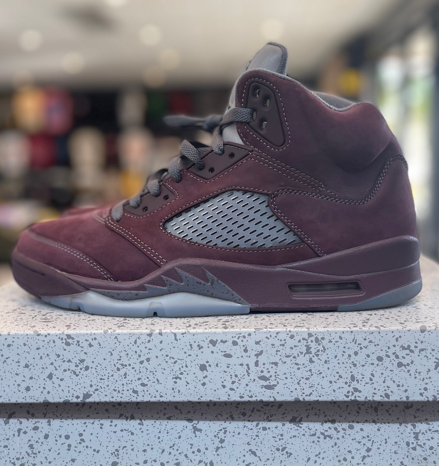 Air Jordan Retro 5 “Burgundy” * Size 10.5 Preowned*