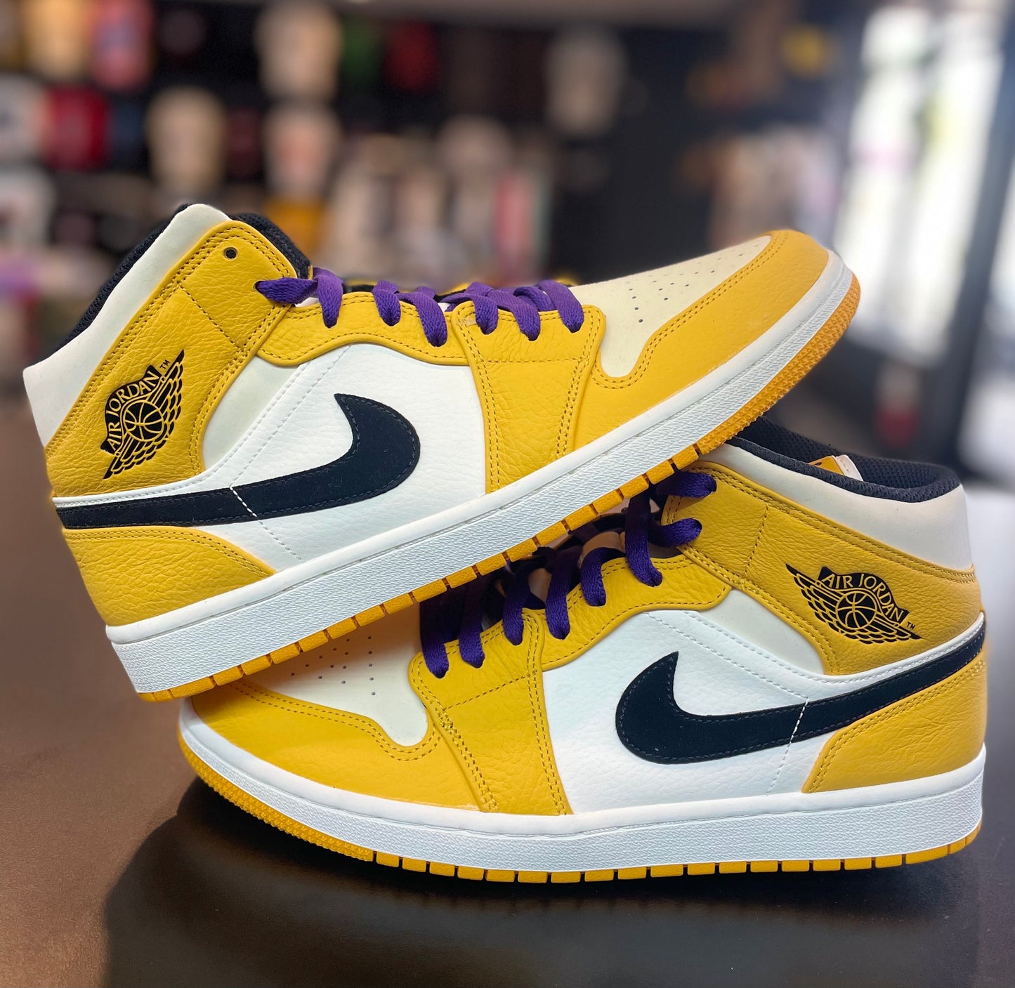 Air Jordan 1 Mid “Lakers”