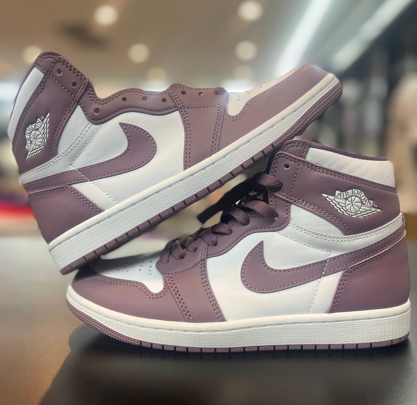 Air Jordan 1 Retro High OG “Mauve”