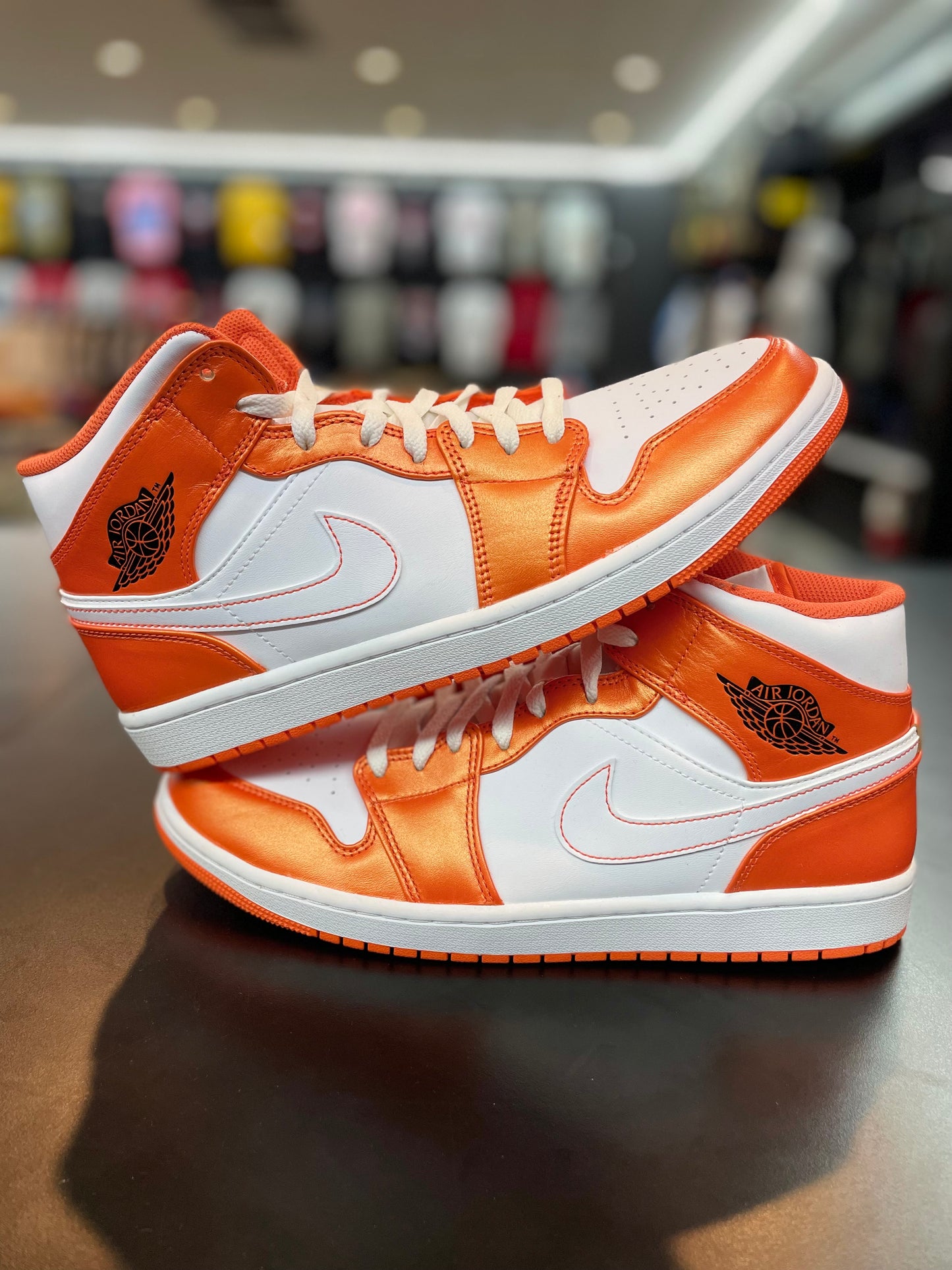 Air Jordan 1 Mid “Metallic Orange”