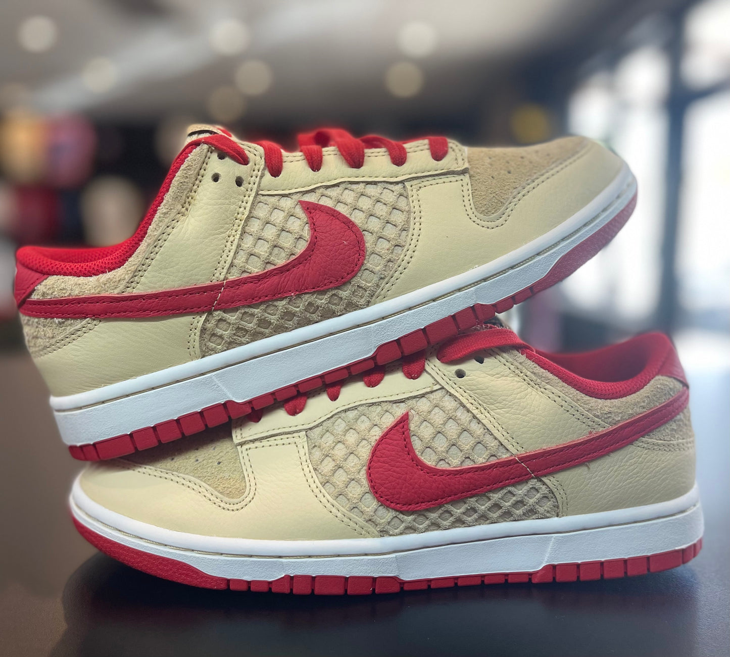 Nike Dunk Low Retro SE “Strawberry Waffle”