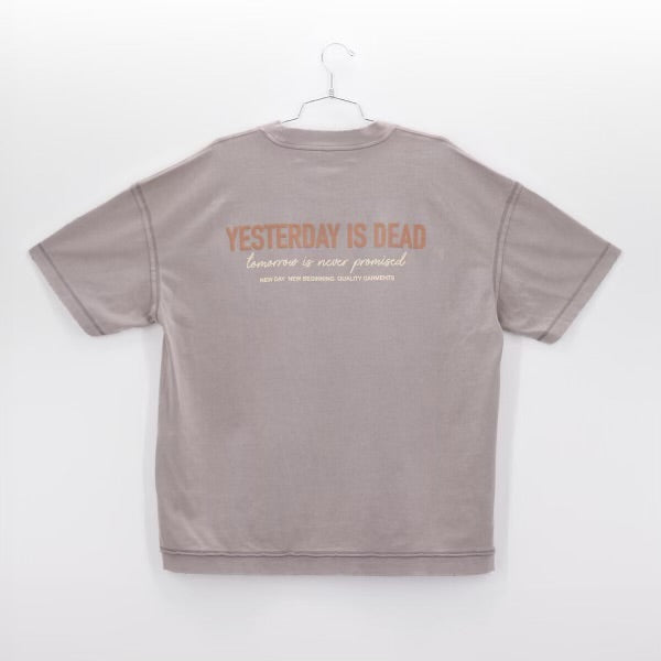 Yesterday Is Dead “Vintage-Pebble”