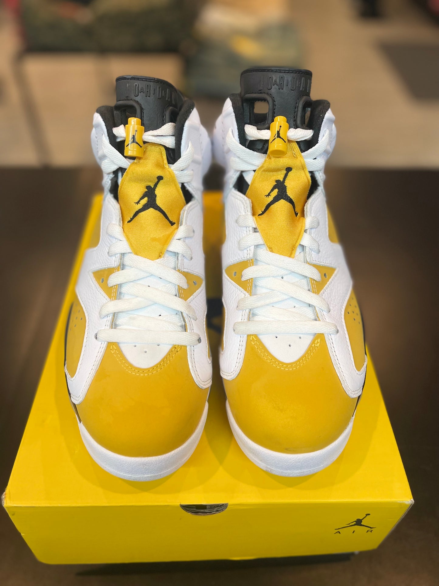 Air Jordan Retro 6 “Yellow Ochre”  *Size 9.5 Pre Owned*