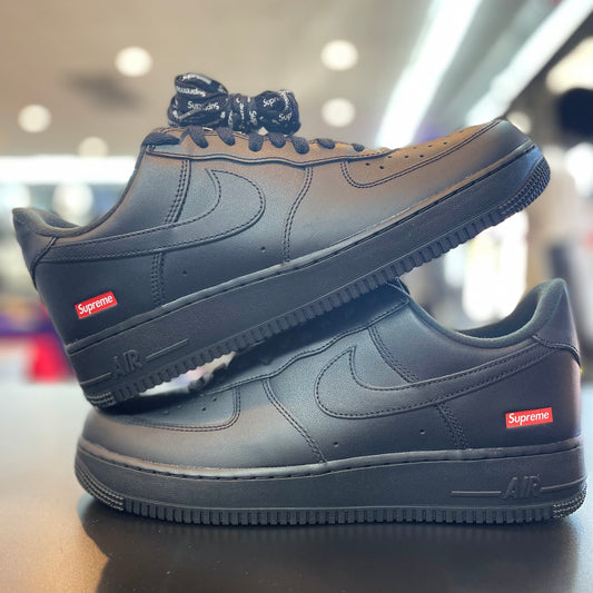 Nike Air Force 1 Low “Supreme Black”