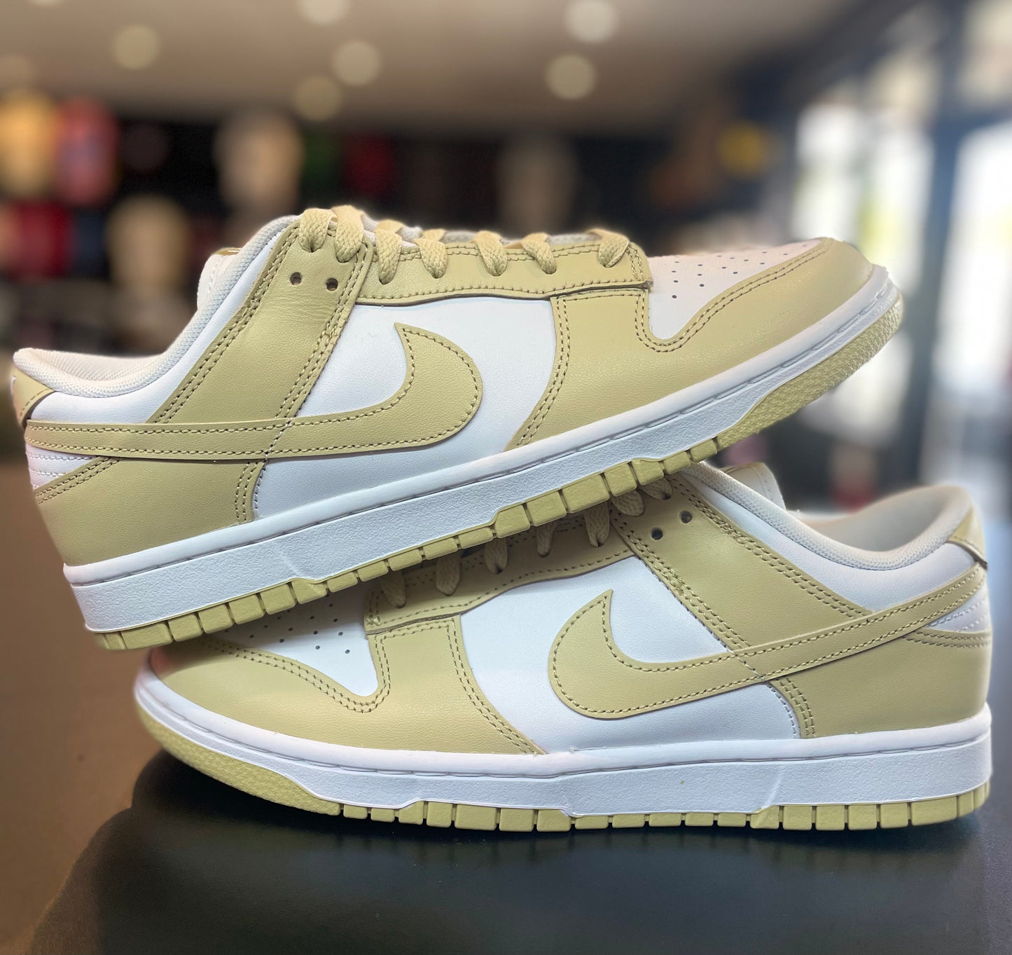 Nike Dunk Low “Team Gold”