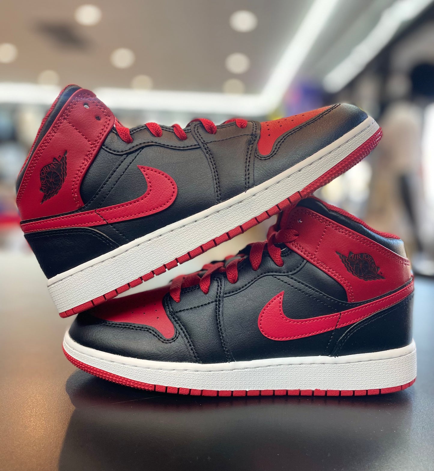 Air Jordan 1 Mid “Alternate Bred”