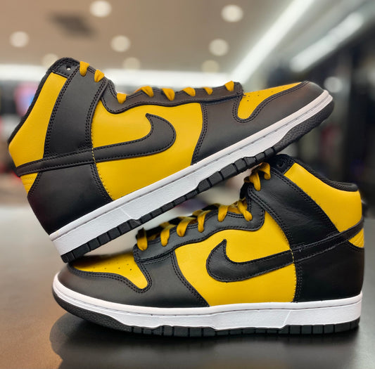 Nike Dunk High “Reverse Goldenrod”