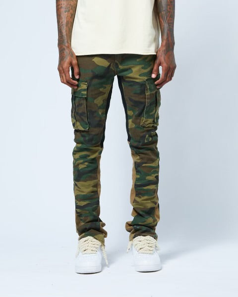 Ajenda “Camo Stack Jeans”