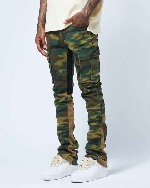 Ajenda “Camo Stack Jeans”