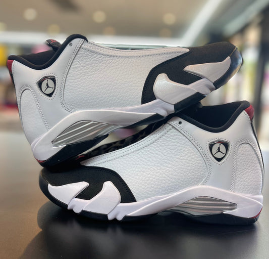 Air Jordan Retro 14 “Black Toe”