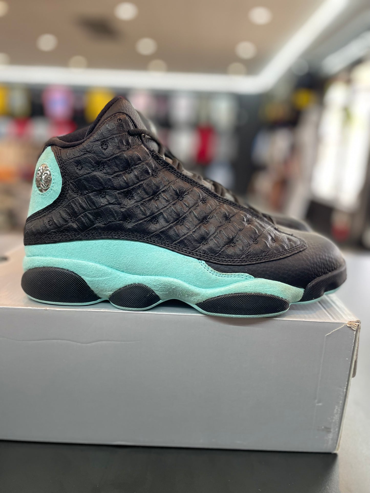 Air Jordan Retro 13 “Black Island Green” *Size 8.5 Preowned*