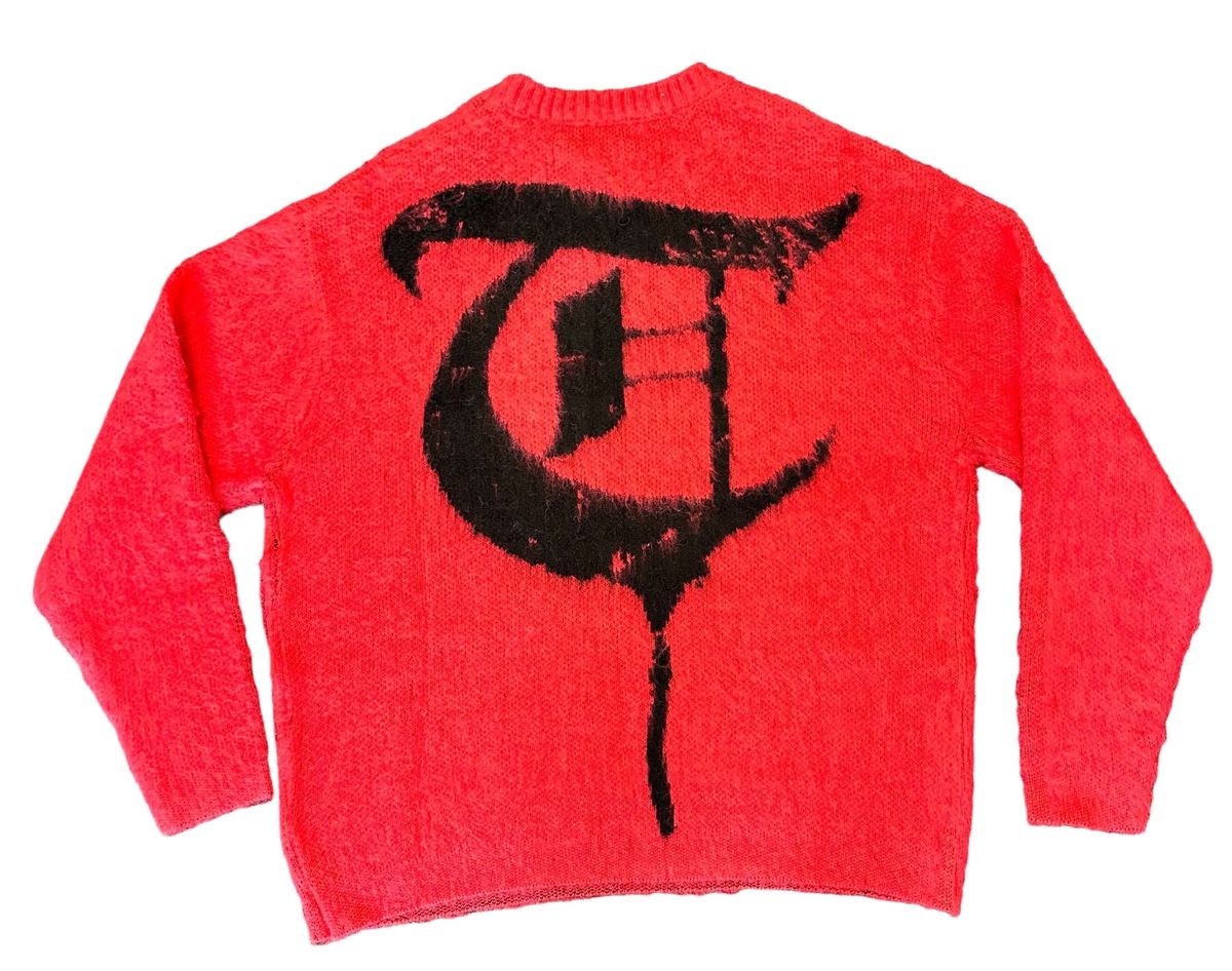 Trnchs “Blend Red/Black Sweater”